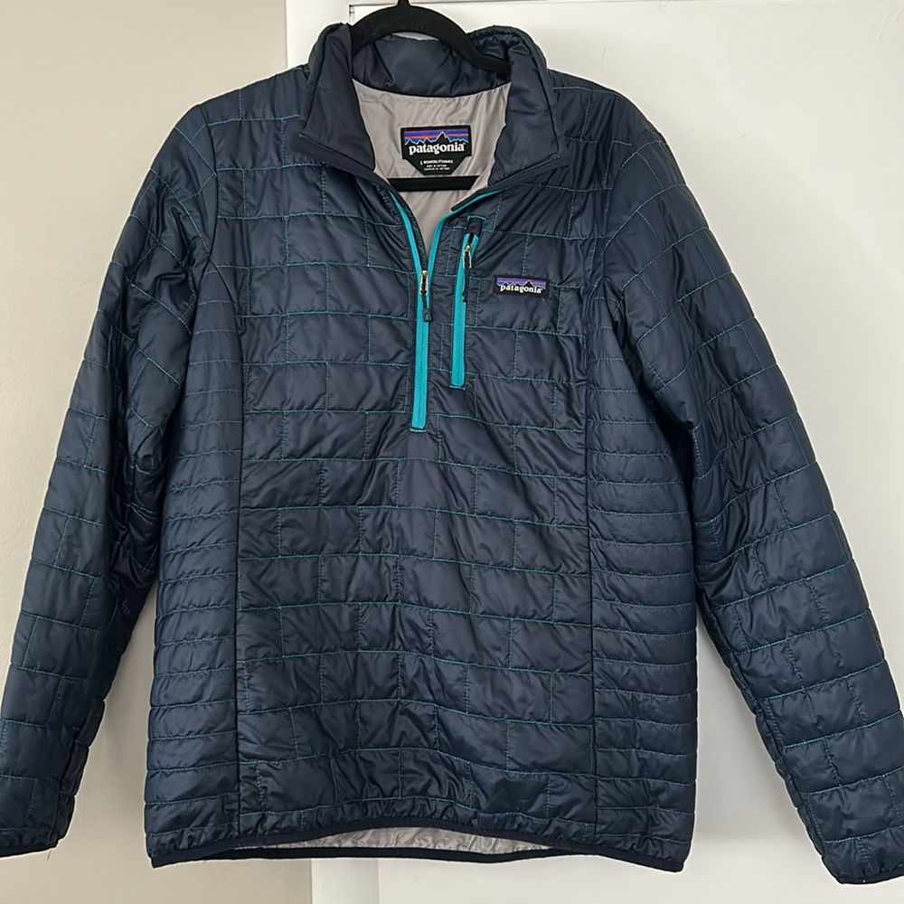 Patagonia Navy Blue Quilted Puffer Pullover with Teal Zippers